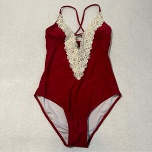 ❤️ Size small cup she maroon one piece women’s swimsuit